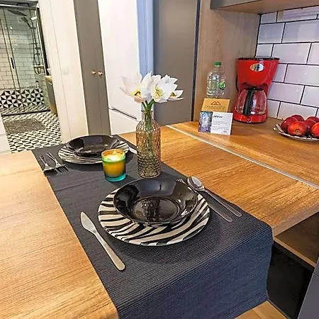 מלון Superb In The Heart Of Cihangir