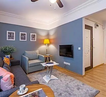 Superb In The Heart Of Cihangir Otel 4*